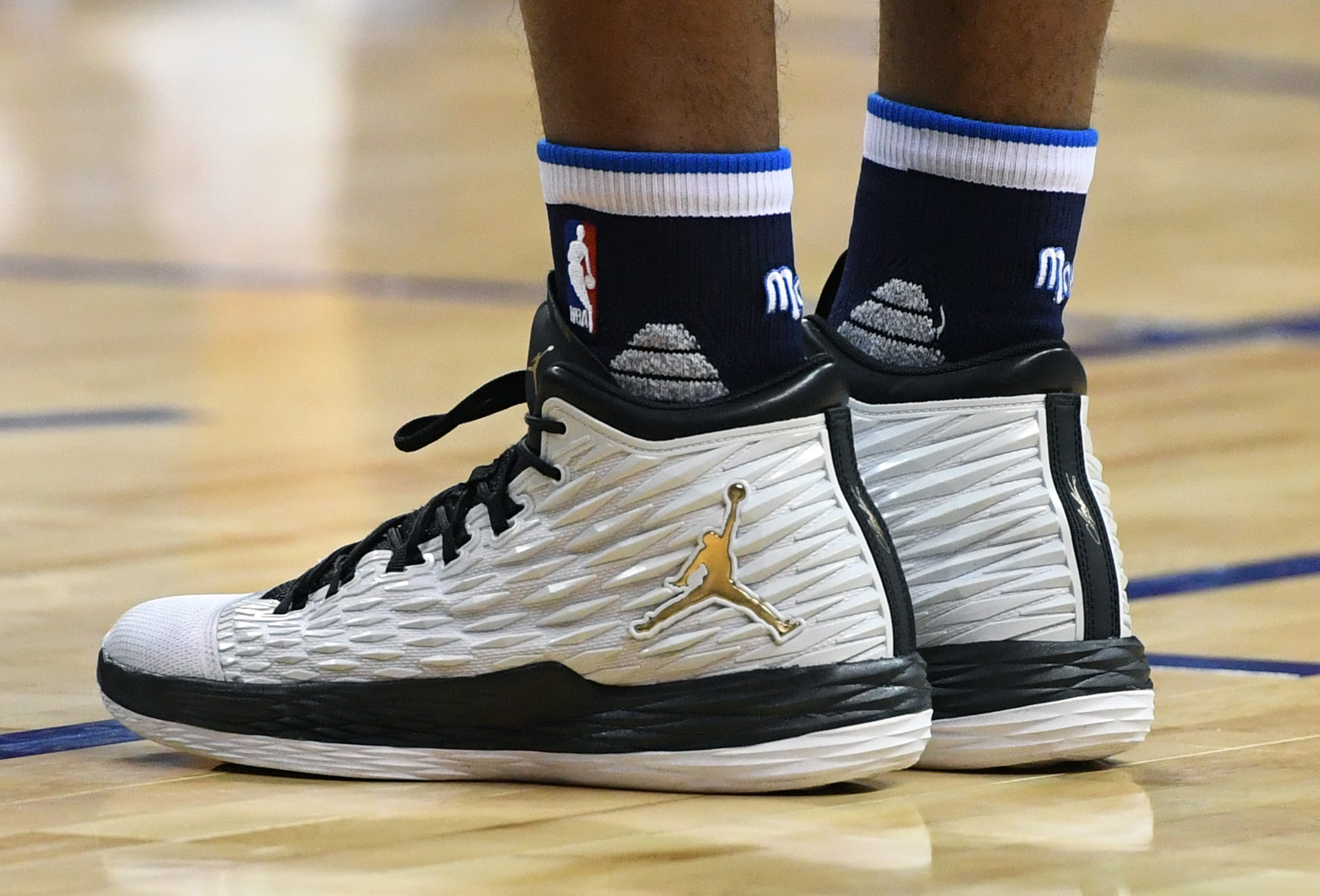 most popular nba player shoes